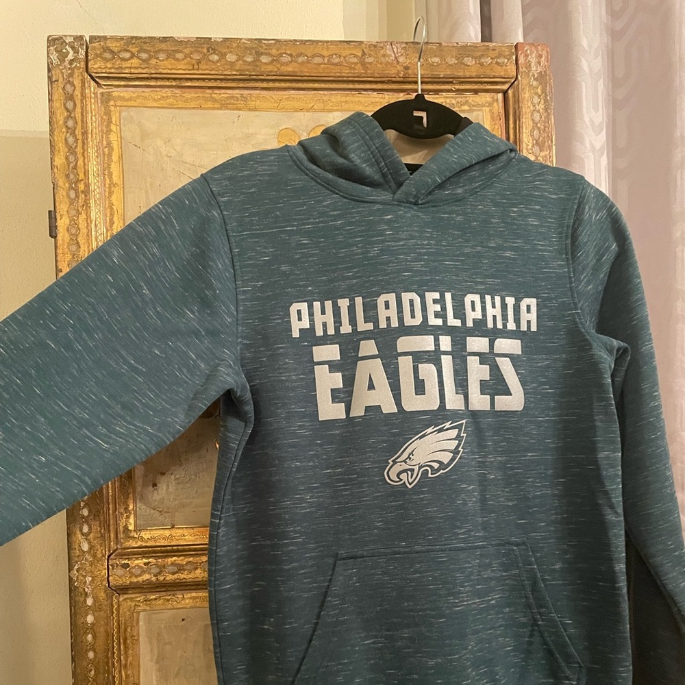 Philadelphia Eagles sweatshirt/hoodie. New without tags.